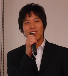 エースアカデミー塾長 高梨裕介 医師